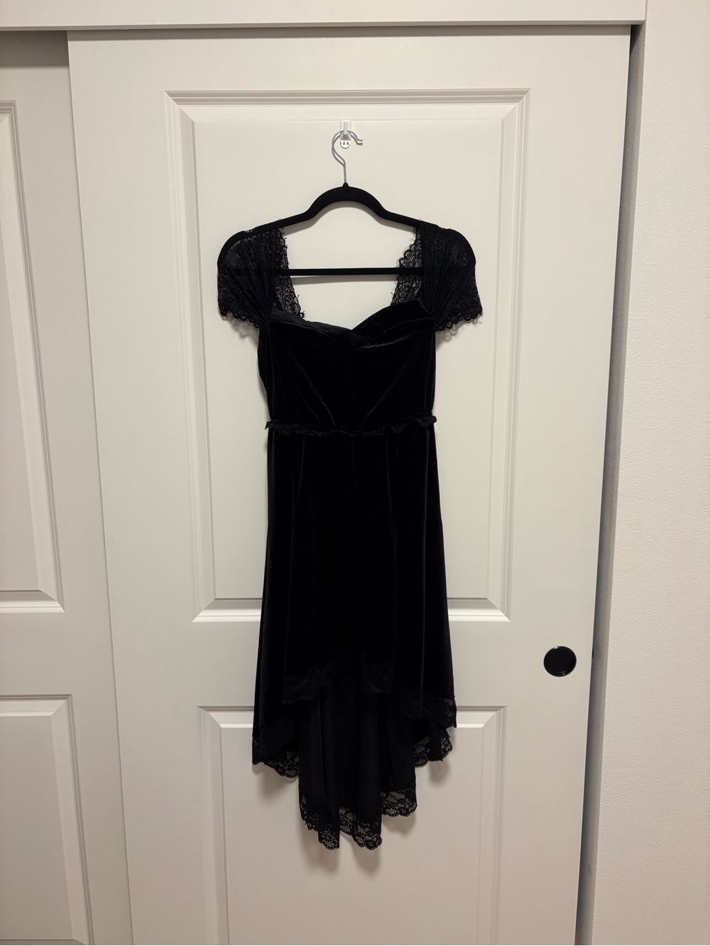 Elegant Black Velvet High-Low Dress with Lace Cap Sleeves